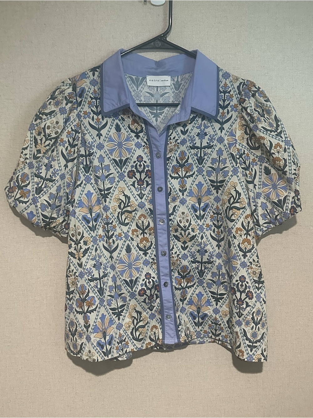 Entro Medium Periwinkle Floral Puff Sleeve Button Front Top